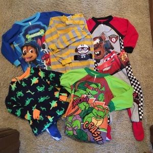3T (bundle of 5) boys pajamas